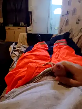 ADAMWILBY34 online show from 11/09/25, 08:40