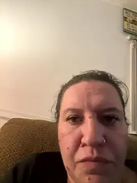 Snapshot of hottmessjess23 chatting on 01/13/26, 02:26 hottmessjess23 online show from 01/13/26, 02:26