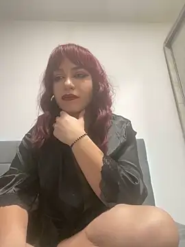 Snapshot of NicolleNova chatting on 01/13/25, 07:00 NicolleNova online show from 01/13/25, 07:00