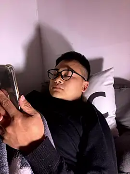 lixiaoshuai8 online show from 01/14/26, 03:48