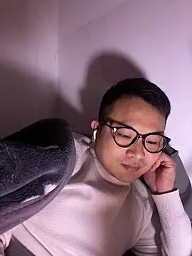 lixiaoshuai8 online show from 01/12/26, 07:59