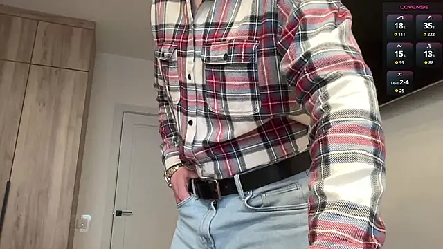 cute mark online show from 02/09/26, 01:42