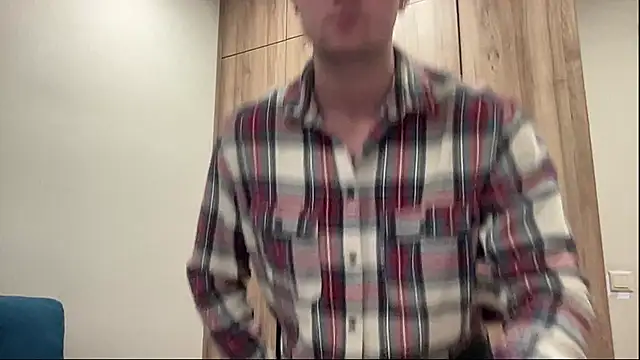 cute mark online show from 03/17/26, 06:44