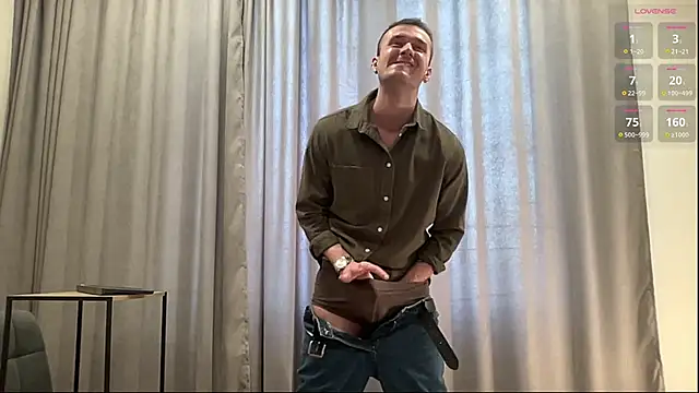 cute mark online show from 03/11/26, 05:23
