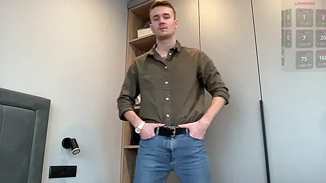 cute mark online show from 11/23/25, 09:41