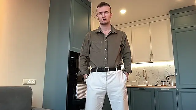 cute mark online show from 03/26/26, 06:33
