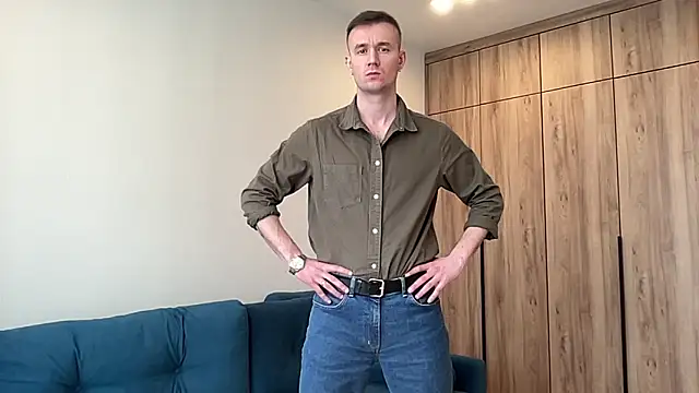 cute mark online show from 04/17/26, 06:38