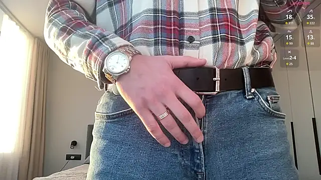 cute mark online show from 01/12/26, 12:34