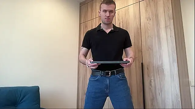 cute mark online show from 03/15/26, 05:25