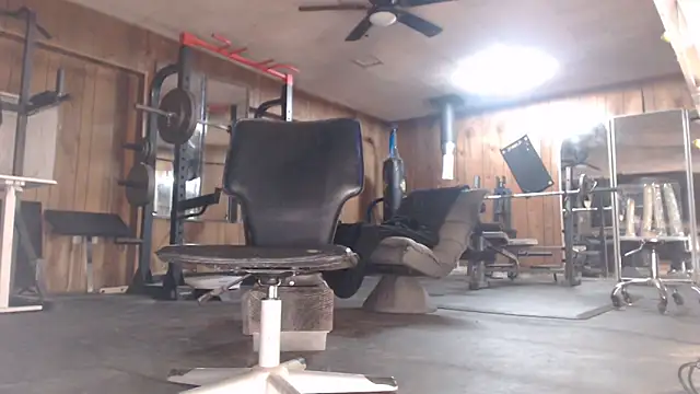 n8vpumpnhump online show from 04/21/26, 04:08