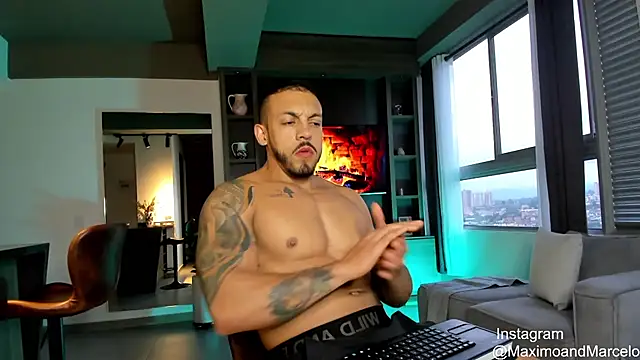 Maximo Marcelo online show from 02/14/25, 11:09