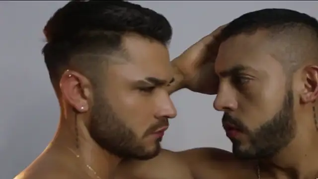 Maximo Marcelo online show from 10/15/25, 06:49