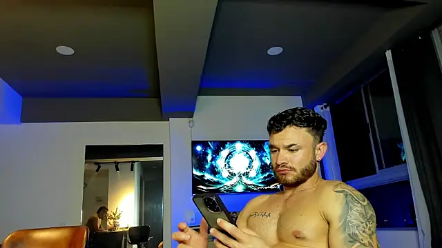 Maximo Marcelo online show from 02/04/25, 02:28