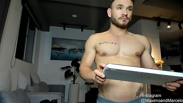 Maximo Marcelo online show from 02/25/25, 11:37