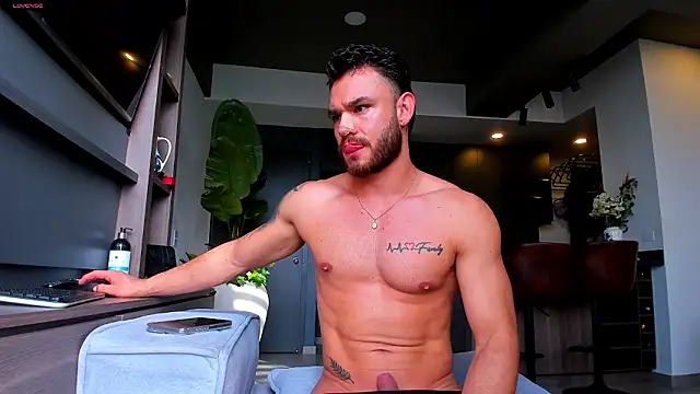 Maximo Marcelo online show from 03/01/26, 12:38