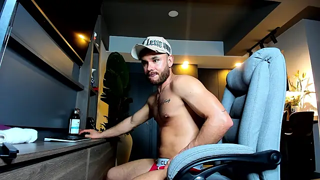 Maximo Marcelo online show from 03/28/26, 11:50