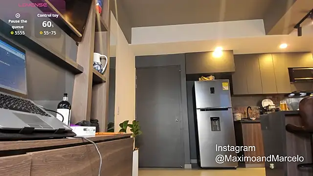 Maximo Marcelo online show from 09/29/25, 10:48