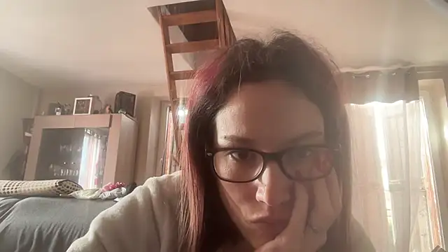 Lily-Diabl3ss online show from 03/04/26, 10:01