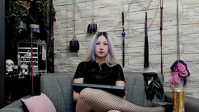 CruelMistress online show from 01/12/26, 01:45