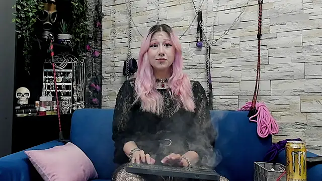 Snapshot of CruelMistress chatting on 03/17/25, 09:13 CruelMistress online show from 03/17/25, 09:13