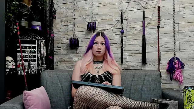 CruelMistress online show from 11/24/25, 12:10