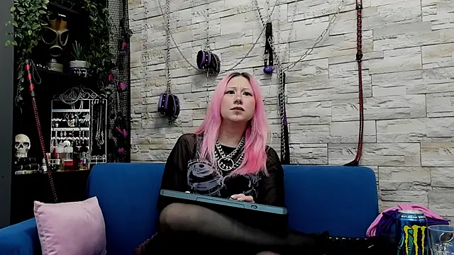 Snapshot of CruelMistress chatting on 02/10/25, 03:13 CruelMistress online show from 02/10/25, 03:13