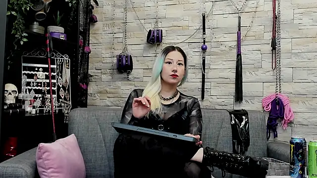 CruelMistress online show from 03/19/26, 02:00