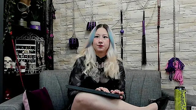 CruelMistress online show from 12/22/25, 12:22