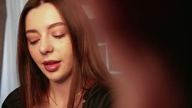 DinaCandy online show from 03/19/26, 08:14