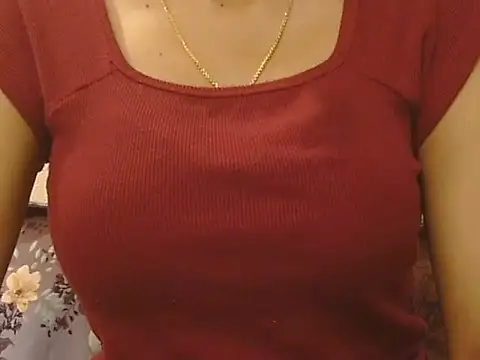  FluffyHxney  online show from 09/19/25, 04:44