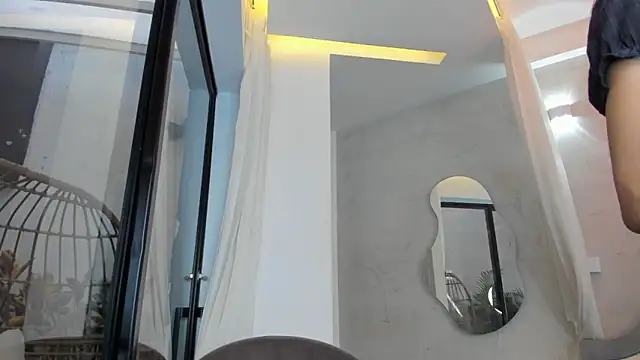 Venusflame   online show from 11/19/25, 11:32