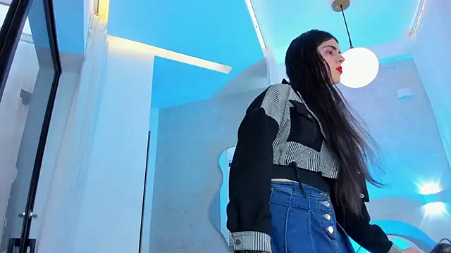 Venusflame   online show from 11/20/25, 11:55