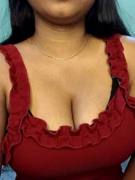 Ishaani 0 online show from 01/11/26, 10:44