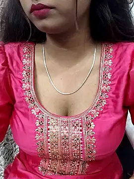 Ishaani 0 online show from 03/19/25, 10:33
