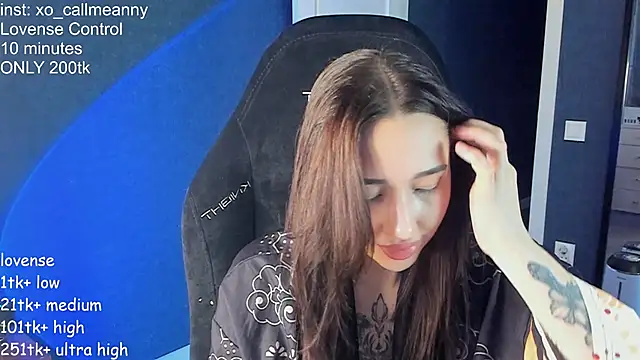 callmeanny  online show from 02/10/25, 08:53