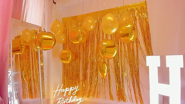 HayamiKioto online show from 11/25/25, 01:22