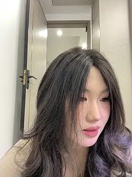 xyebobs online show from 12/16/25, 03:27