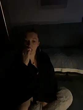 Snapshot of Stoner_BarbieXX chatting on 02/22/26, 10:44 Stoner BarbieXX online show from 02/22/26, 10:44