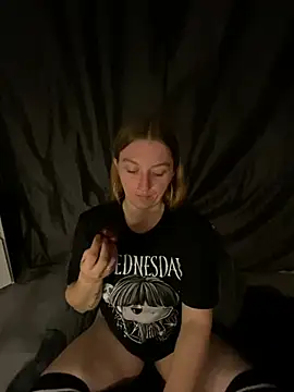 Stoner BarbieXX online show from 08/01/26, 08:40