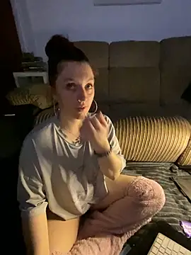 Stoner BarbieXX online show from 03/08/25, 10:56