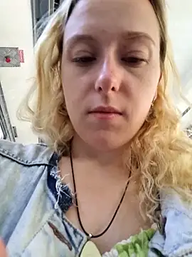 Public Katrisha online show from 10/02/25, 12:19