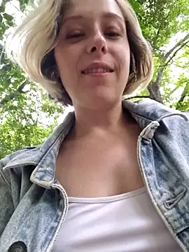 Snapshot of Public_Katrisha chatting on 02/04/26, 02:23 Public Katrisha online show from 02/04/26, 02:23