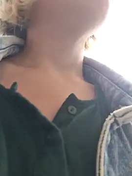 Snapshot of Public_Katrisha chatting on 02/25/26, 02:39 Public Katrisha online show from 02/25/26, 02:39