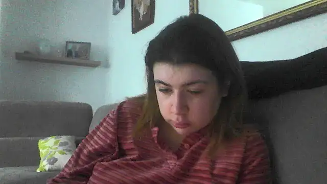 Snapshot of CamilaCherryX chatting on 11/05/25, 03:48 CamilaCherryX online show from 11/05/25, 03:48