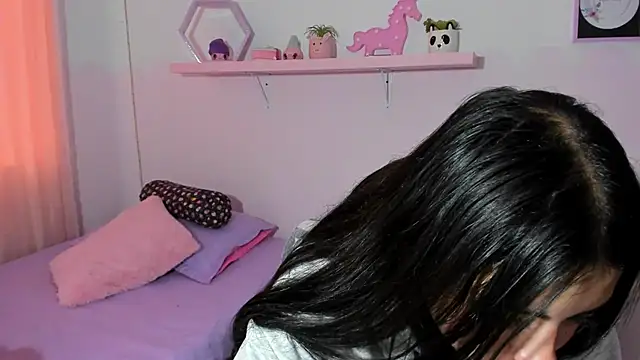 myeimmy 33 online show from 02/06/25, 10:10