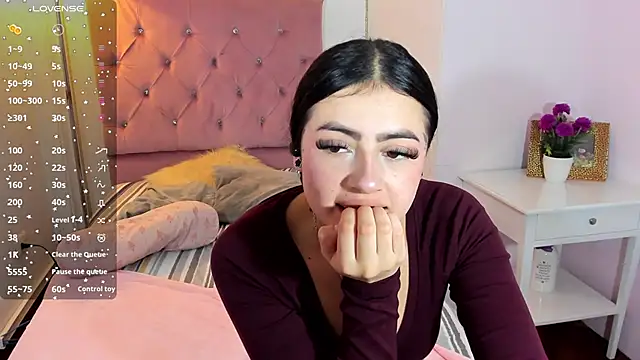 myeimmy 33 online show from 03/14/25, 07:12