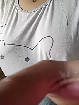 Snapshot of milf-kaira chatting on 03/03/25, 03:05 milf-kaira online show from 03/03/25, 03:05