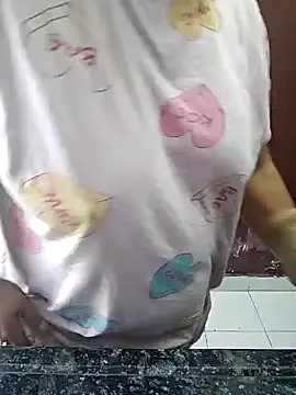 Snapshot of milf-kaira chatting on 12/28/24, 03:15 milf-kaira online show from 12/28/24, 03:15