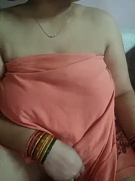 milf-kaira online show from 10/31/25, 05:59