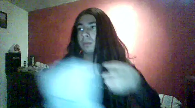 Snapshot of Yasmin_Paez99 chatting on 01/18/25, 12:35 Yasmin Paez99 online show from 01/18/25, 12:35